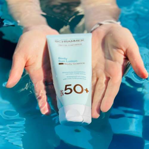 Dr. med. Schrammek aurinkovoide vartalolle SPF50